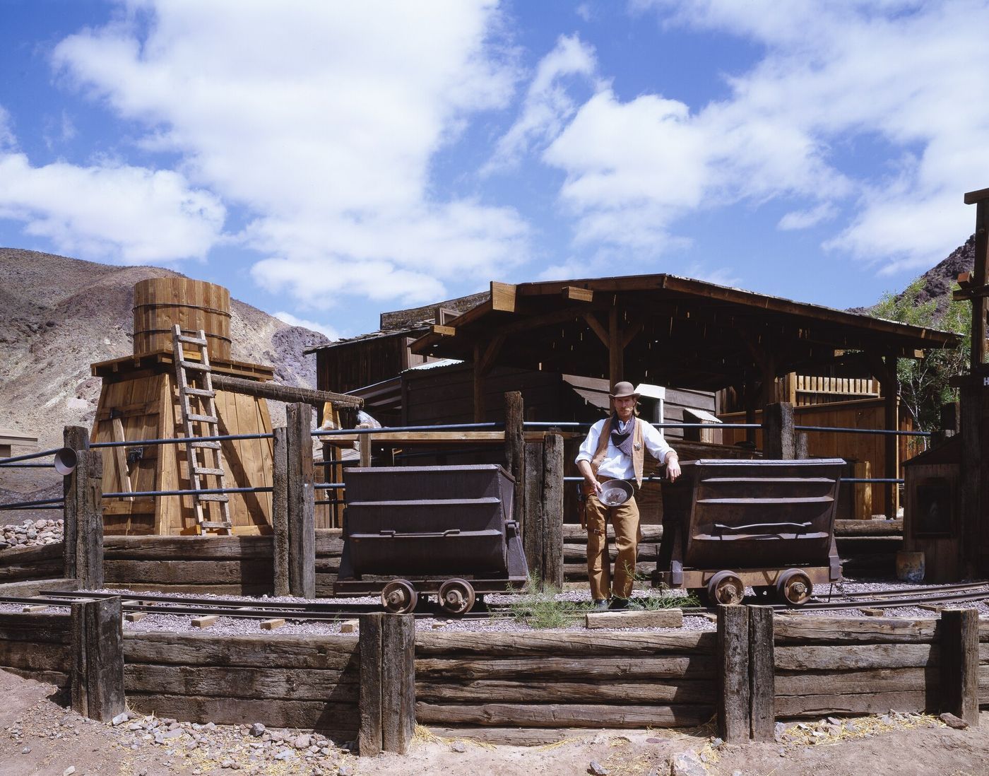 Calico Ghost Town, Yermo