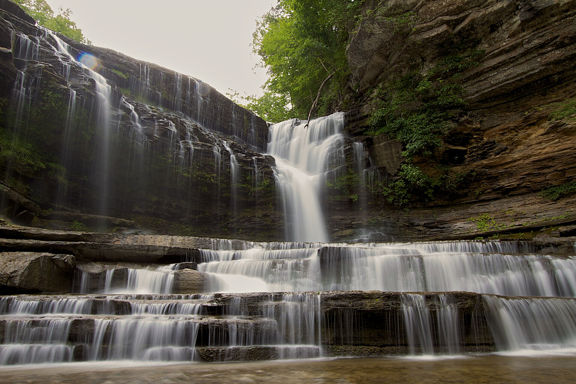 Nashville to Gatlinburg: Three Good Stops on the Way to the Smokies
