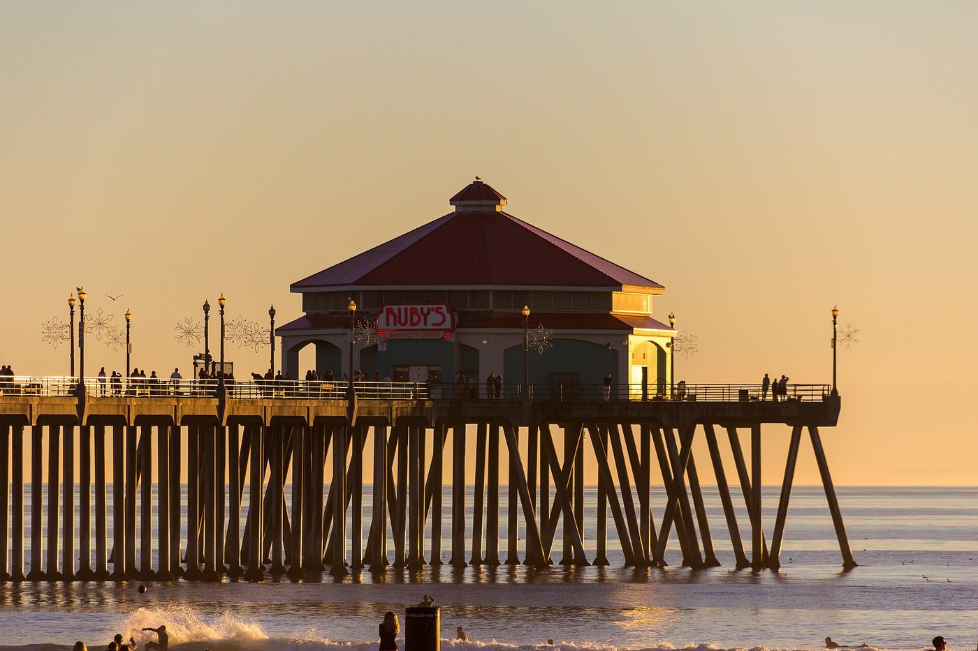 Huntington Beach Pier, Huntington Beach